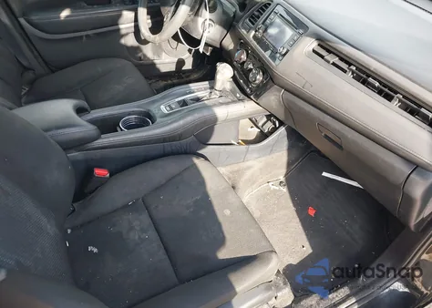 2018 Honda Hr-V Lx z USA, uszkodzony, nr VIN 3CZRU6H33JM731267